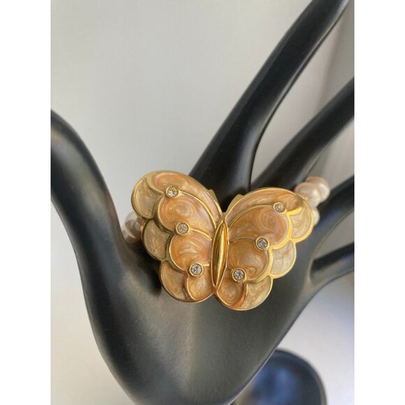 VINTAGE SIGNED K.J.L. FOR AVON FAUX PEARLS WITH ENAMEL BUTTERFLY 18" NECKLACE - Picture 12 of 16